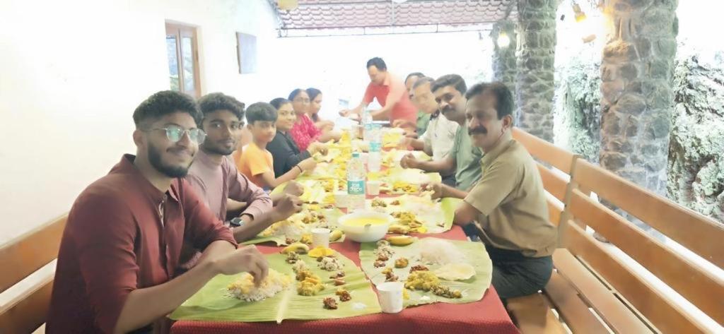 Cassells Jungle Resorts Thekkady Vandiperiyār Kültér fotó