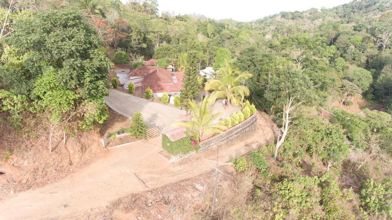 Cassells Jungle Resorts Thekkady Vandiperiyār Kültér fotó